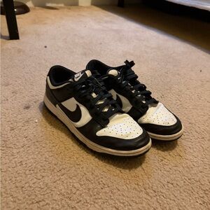 Men’s Nike Panda Dunk Low Size 11.5